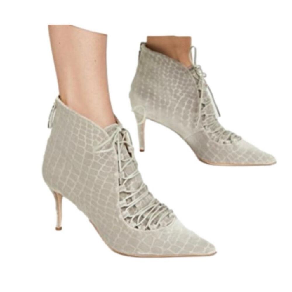 Chelsea Paris Gray Velvet Sabrine Italian Lace Front Booties 6.5